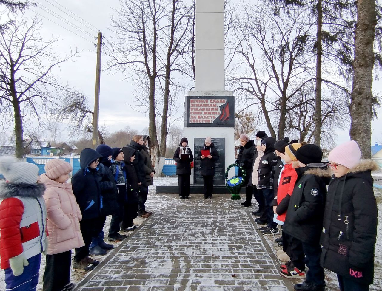 митинг, посвящённый 81-й годовщине освобождения Мозыря от немецко-фашистских захватчиков